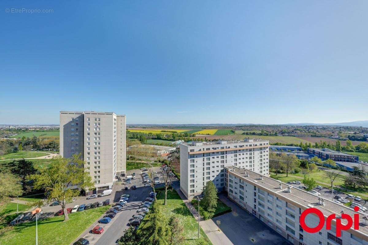 Appartement à VENISSIEUX