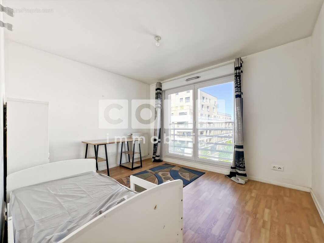 Appartement à COLOMBES