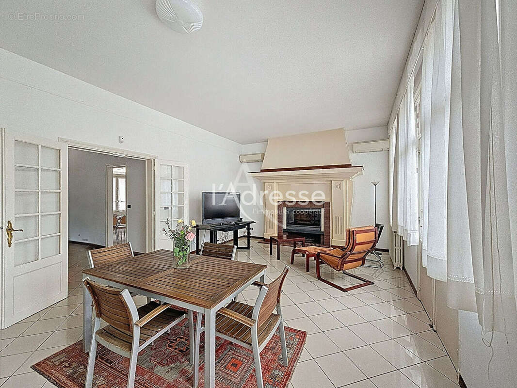 Maison à COUILLY-PONT-AUX-DAMES