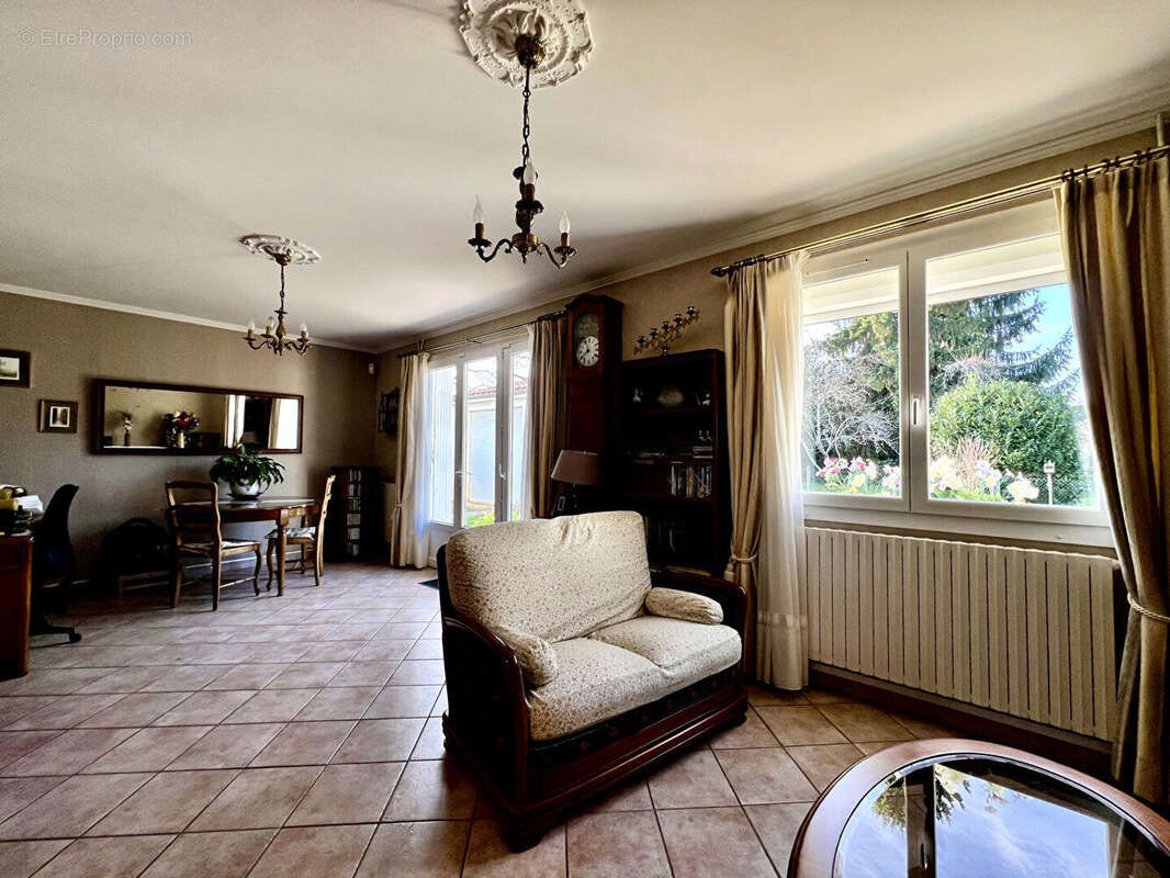 Maison à VILLENEUVE-SUR-LOT