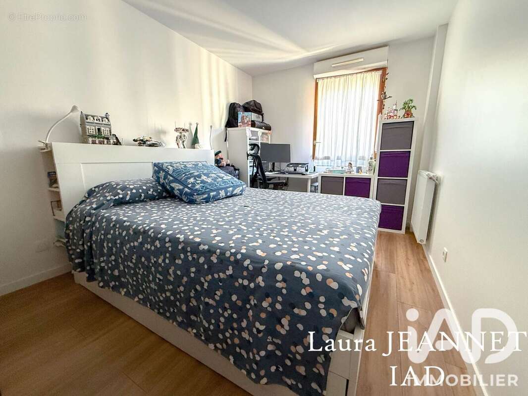 Appartement 81 m² à Cergy  - photo 5