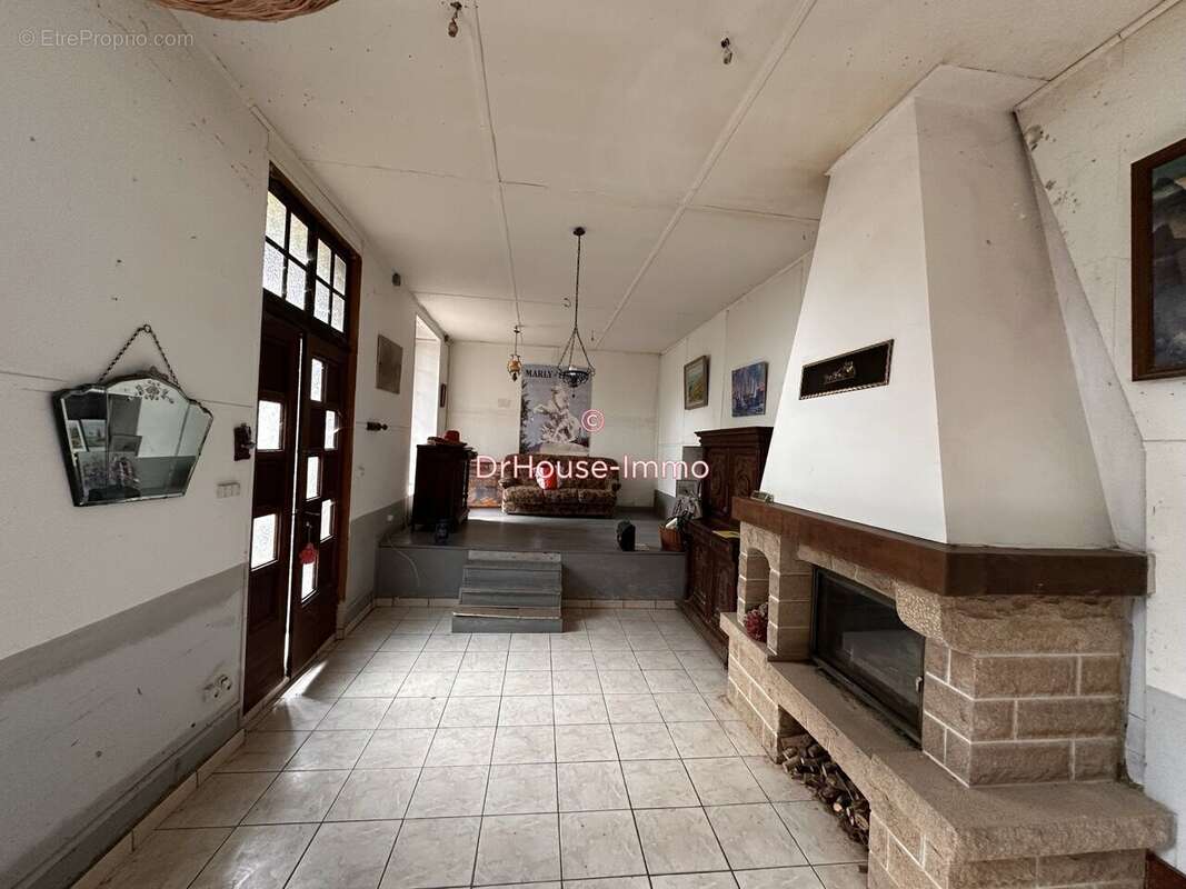 Maison à SAINT-SEVER-CALVADOS