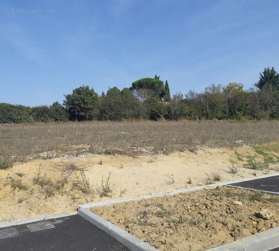 Terrain à CEPET