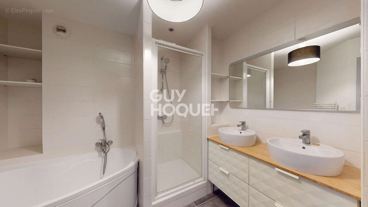 Appartement à AIX-LES-BAINS