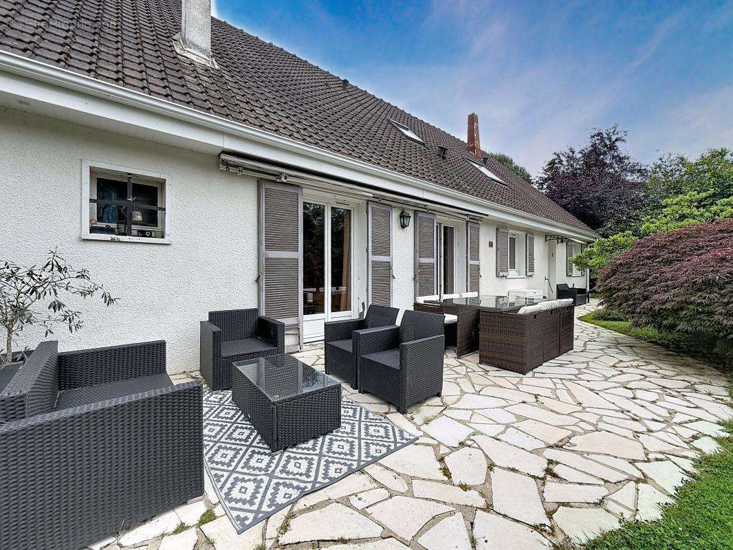 Maison à CHEVREUSE