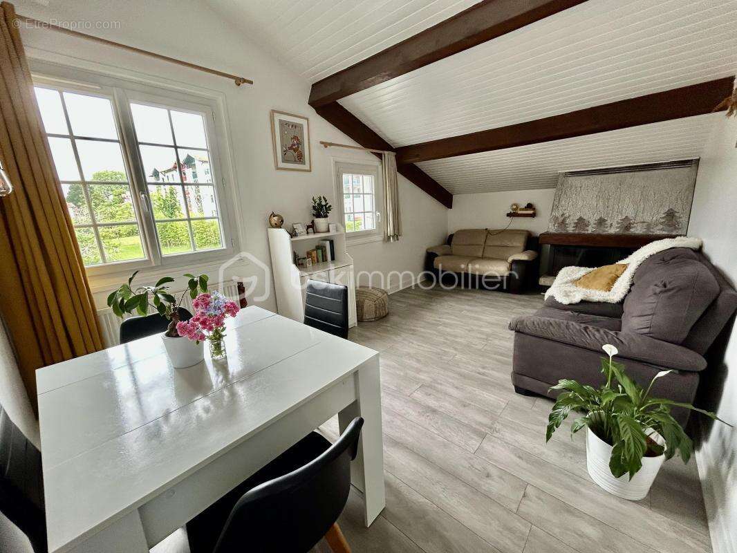 Appartement à URRUGNE