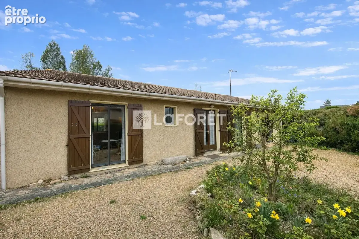 Maison à RIORGES