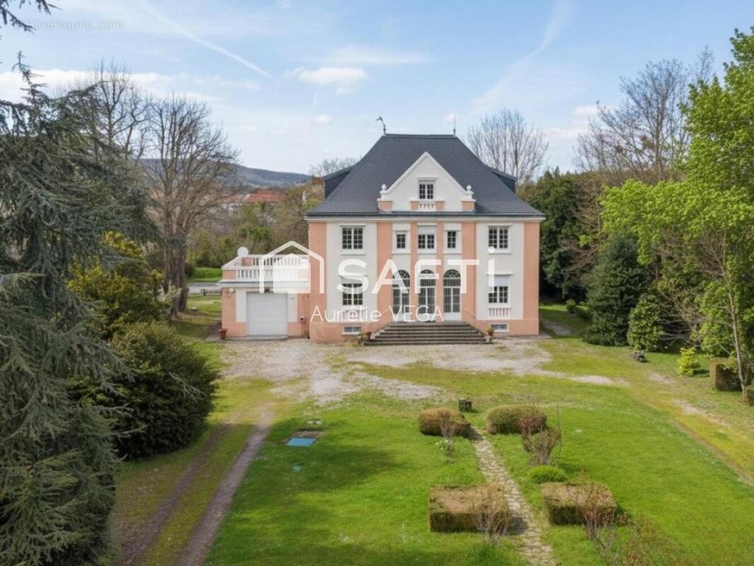 Photo 1 - Maison à LAROQUE-D'OLMES