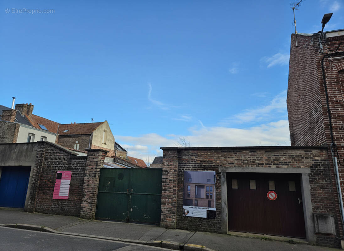 Terrain à AMIENS