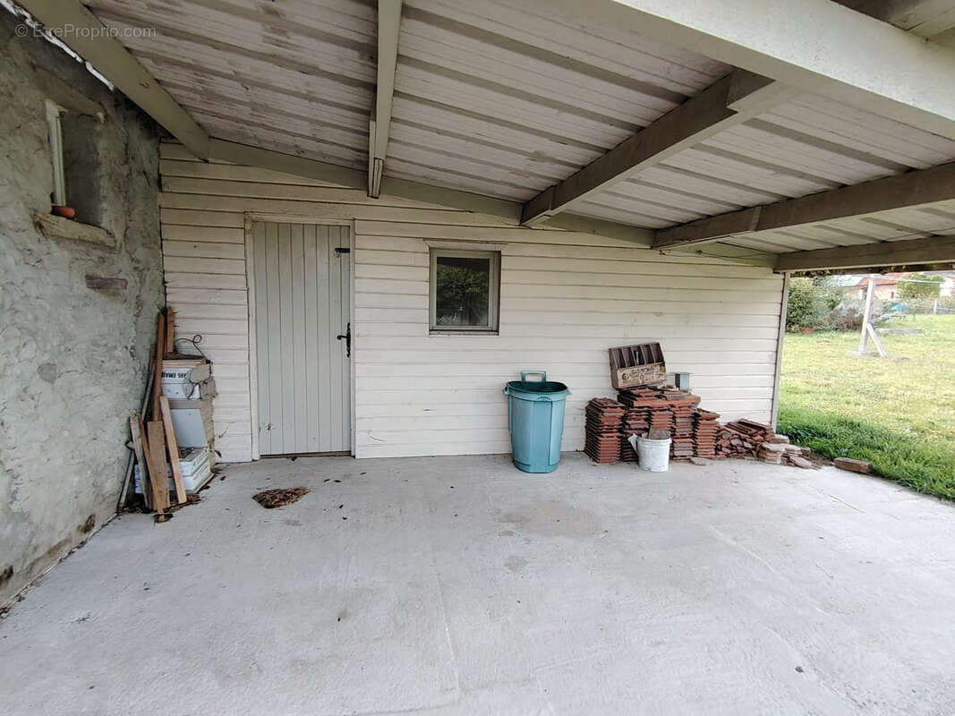 Maison à CONDE-SUR-NOIREAU