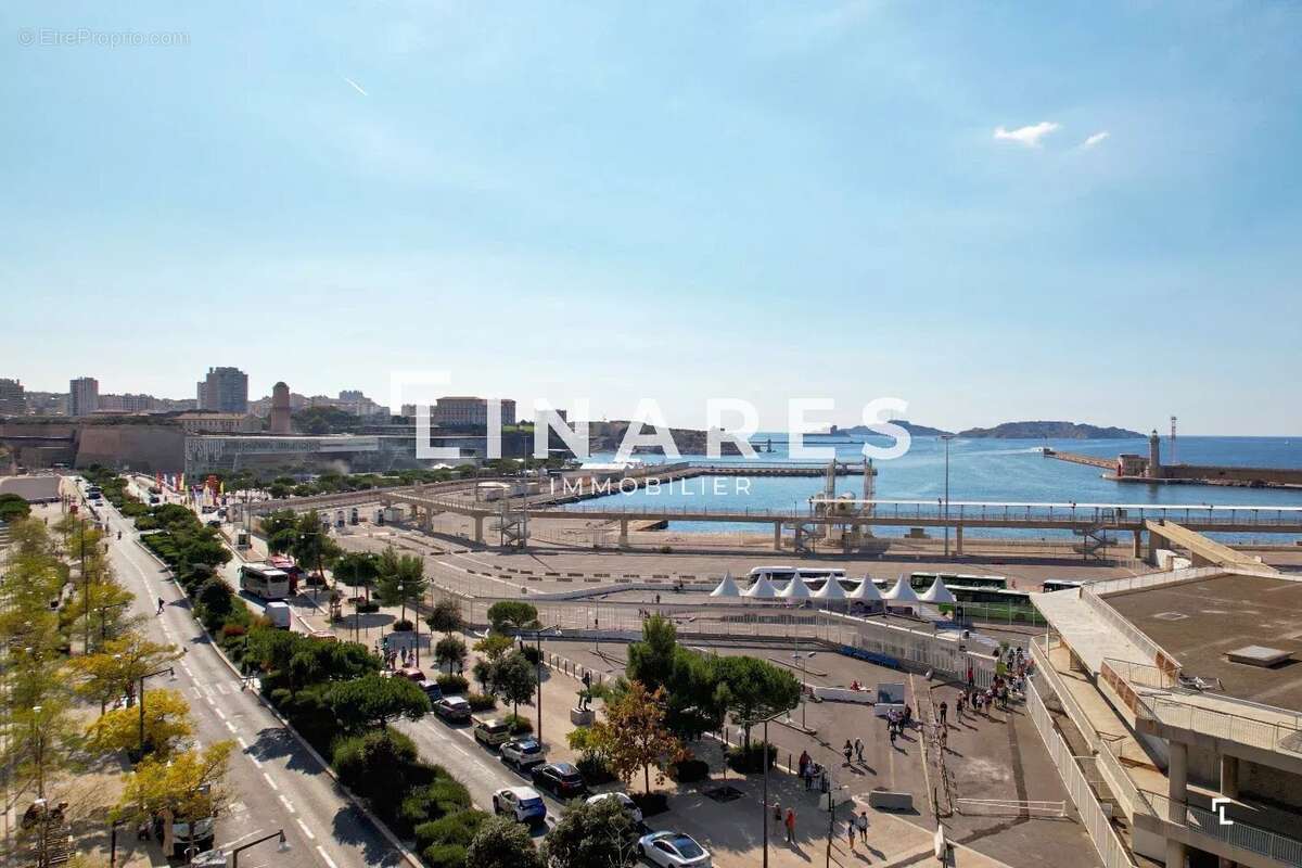 Appartement à MARSEILLE-2E