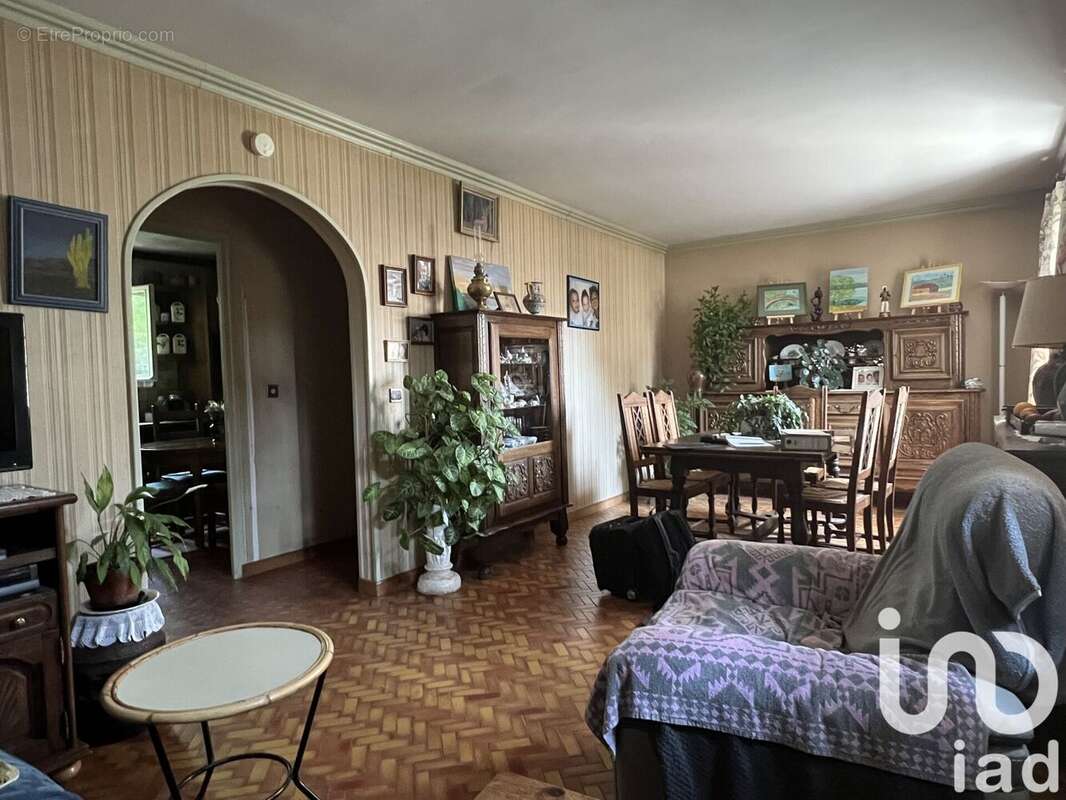 Photo 4 - Maison à VILLENEUVE-SUR-YONNE