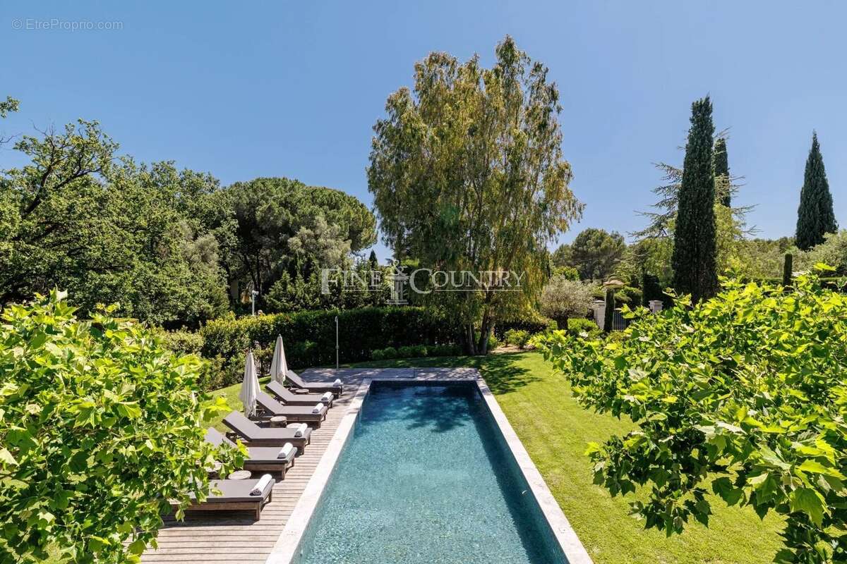 Maison à MOUGINS