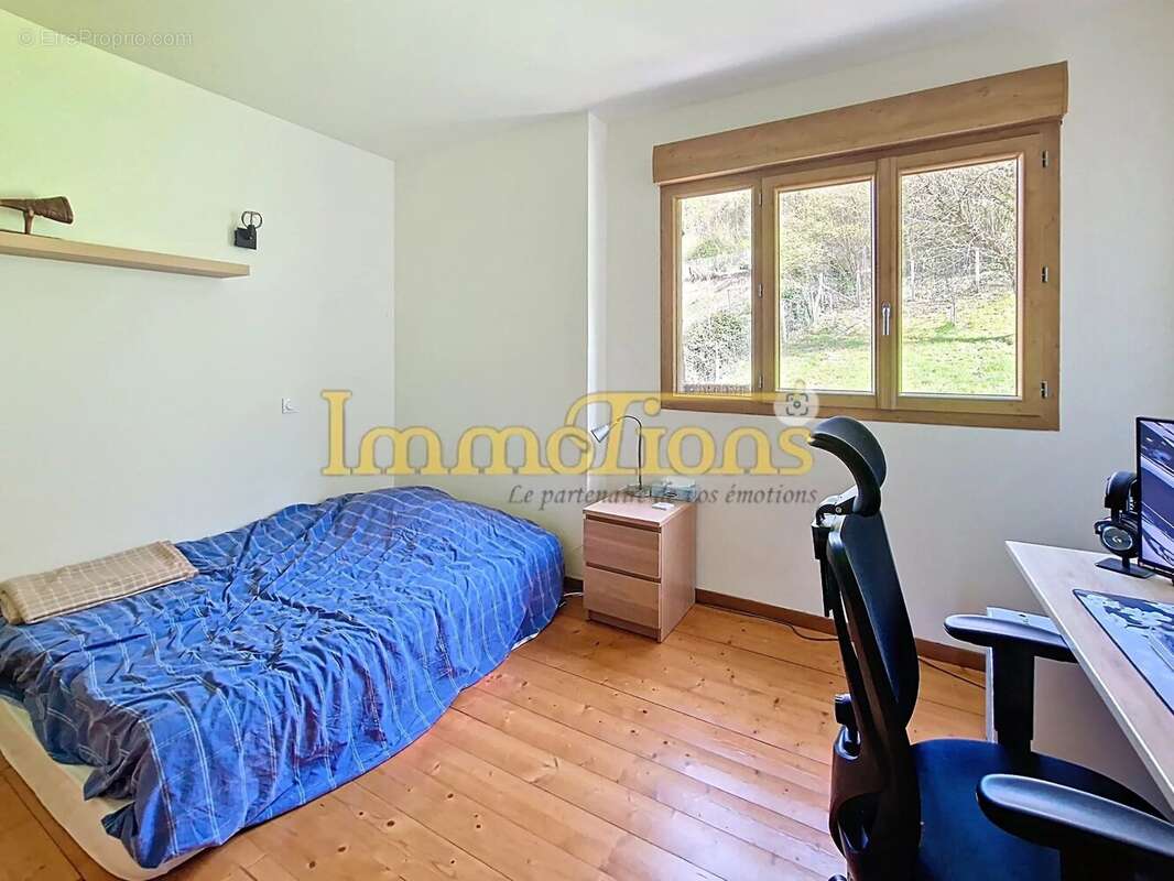 Maison à SAINT-JUST-DE-CLAIX