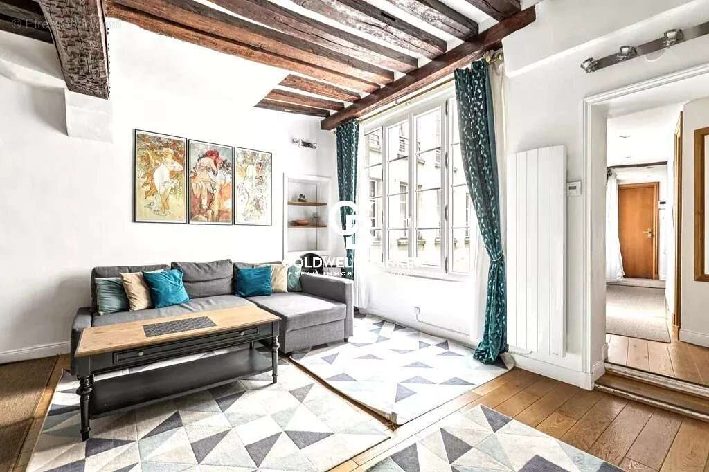 Appartement à PARIS-4E