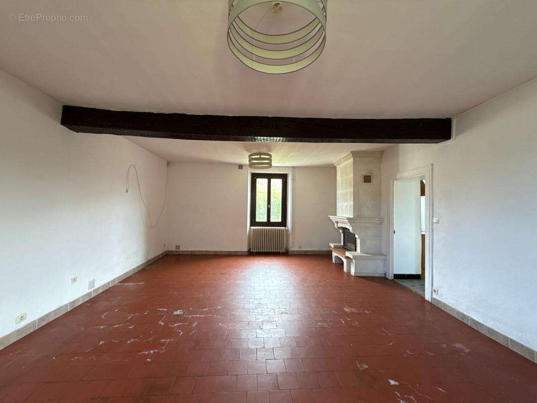 Maison à CHARSONVILLE