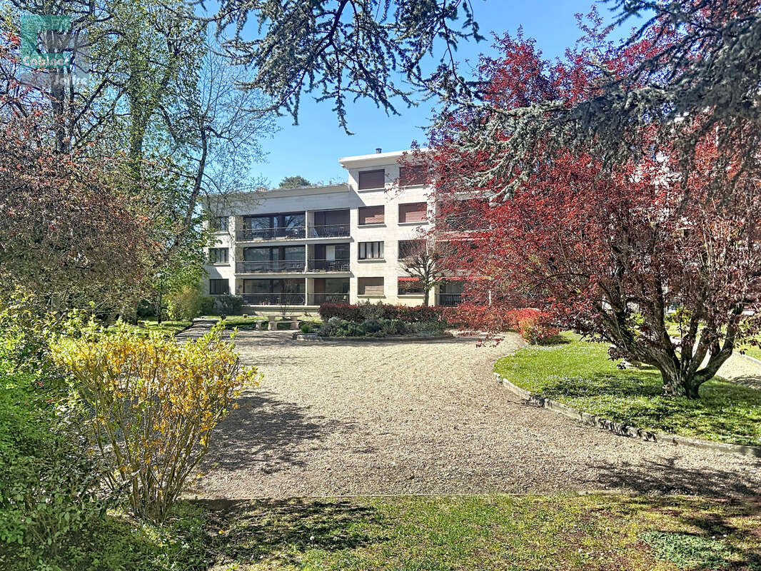 Appartement à FONTAINEBLEAU