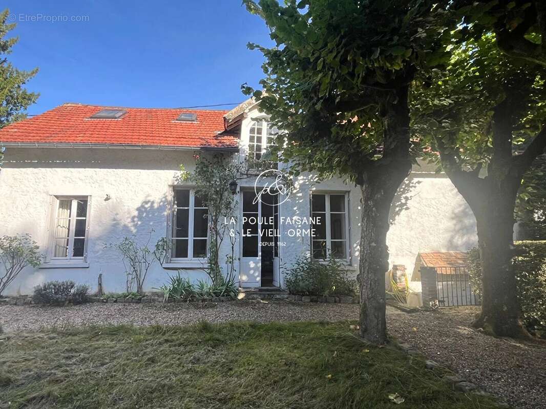 Maison à THOIRY