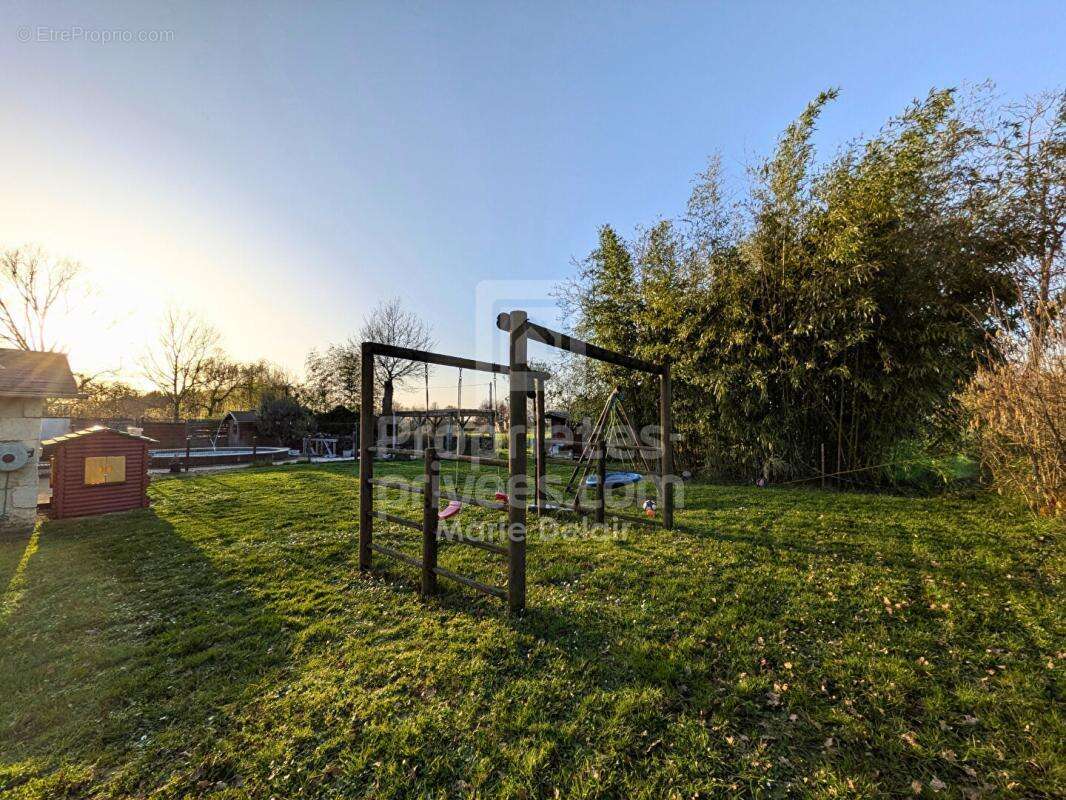 Maison à POUGUES-LES-EAUX