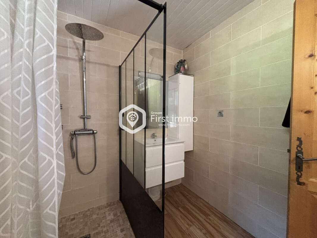 Maison à SAINT-MICHEL-DE-LLOTES