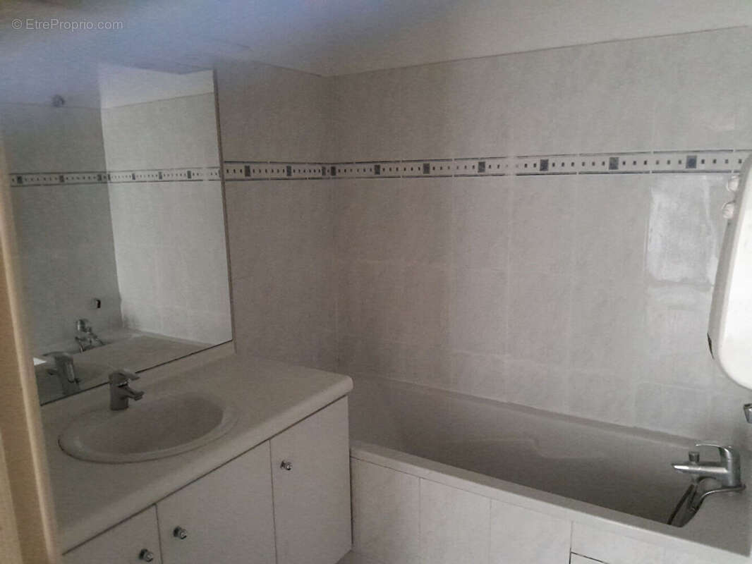 Appartement à LE PONTET