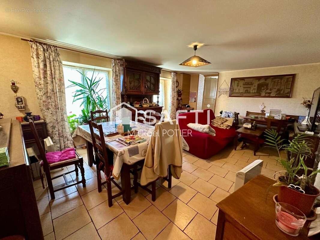 Maison 120 m² à Moutiers-Sur-Le-Lay  - photo 5