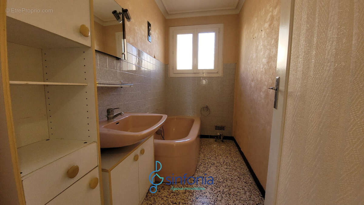 Appartement à NIMES