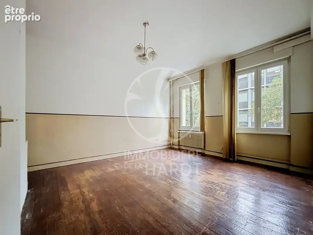 Appartement 5 pièces 95 m² à vendre à Mulhouse (68100) - photo 2
