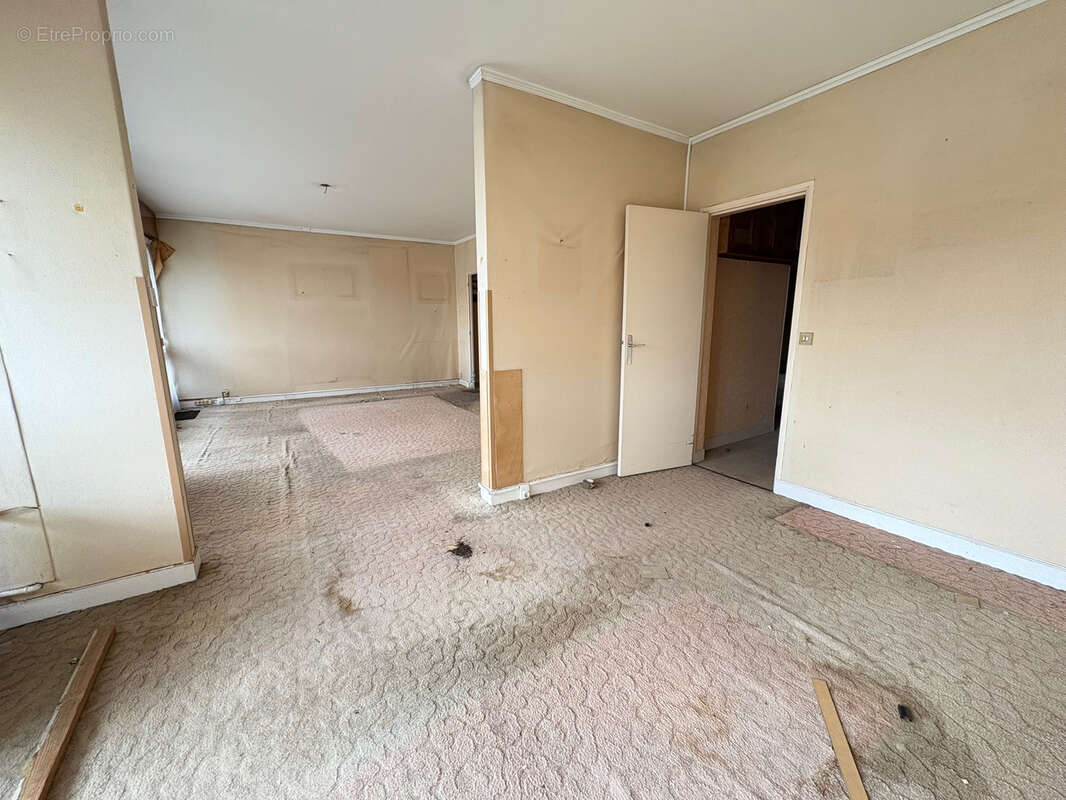 Appartement à LE PLESSIS-ROBINSON