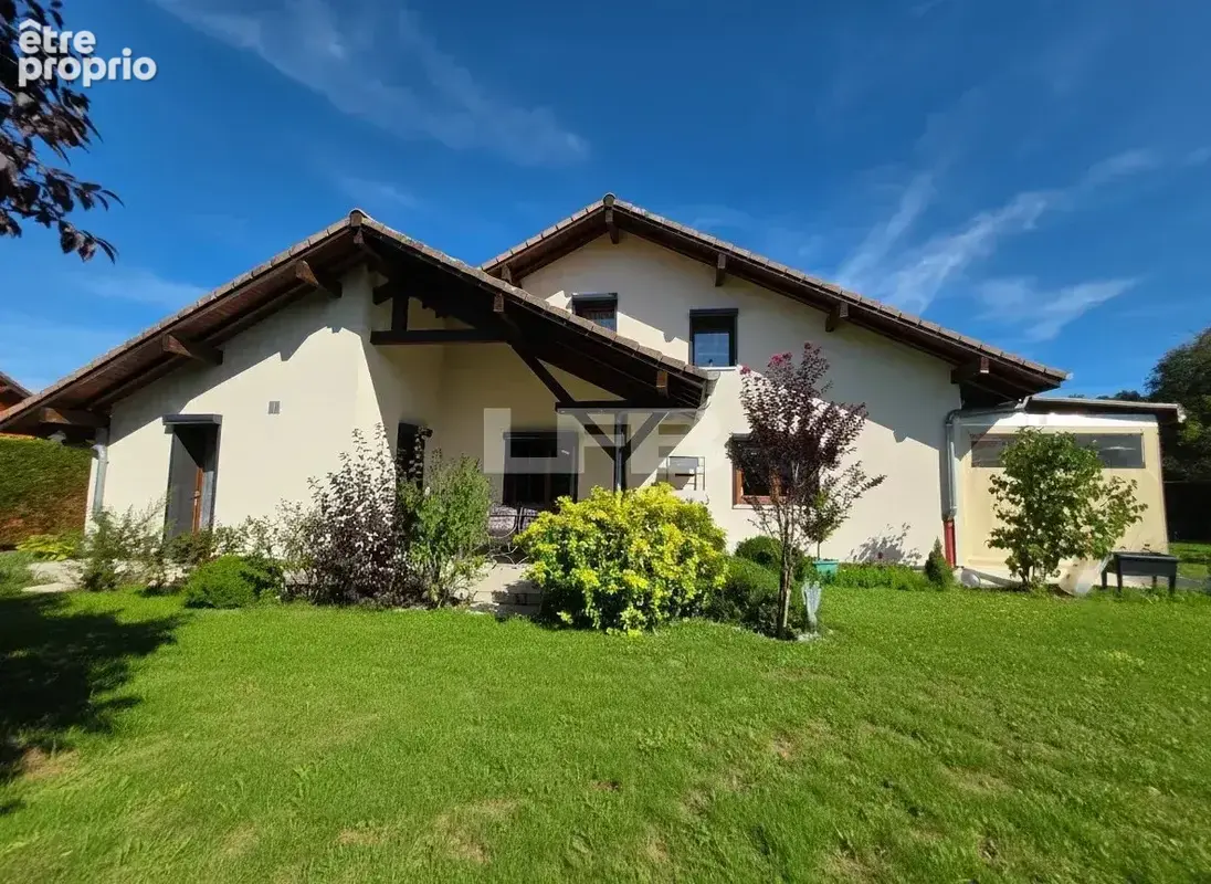 Belle maison 153,5 m² sur Terrain plat 1251 m² - photo 2