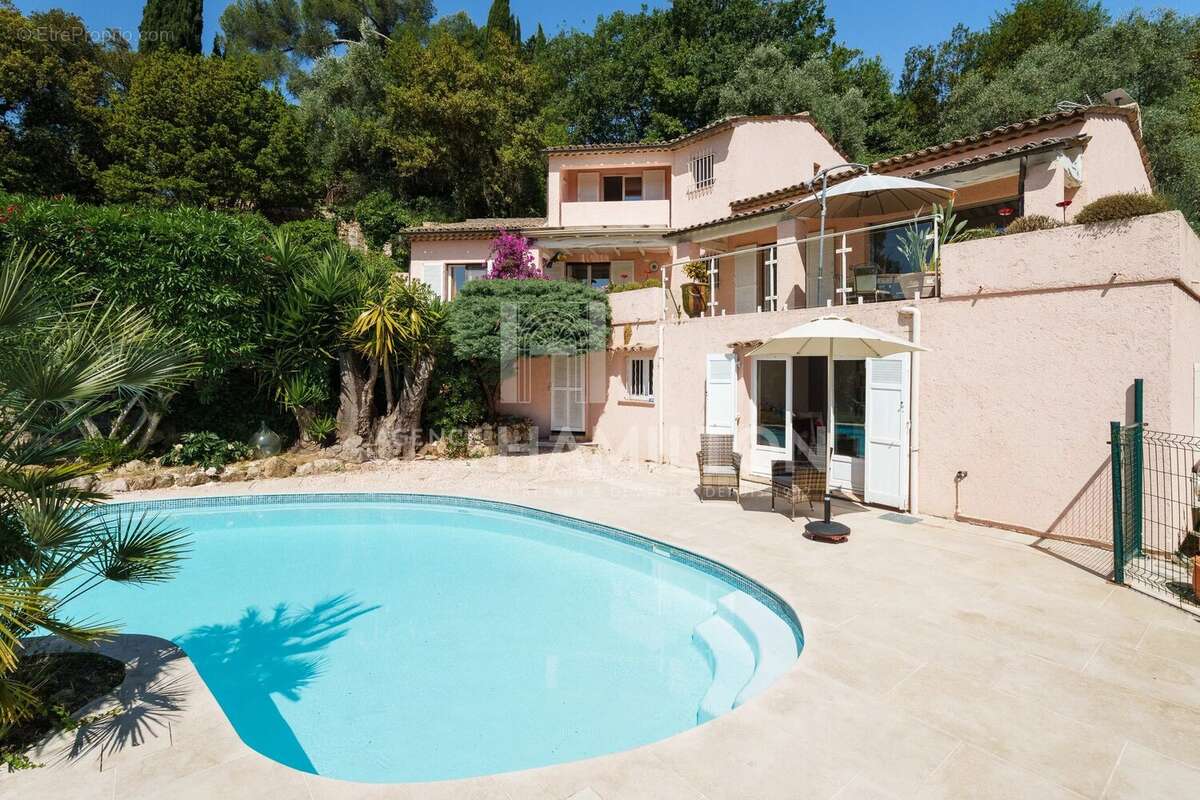Maison à GRASSE