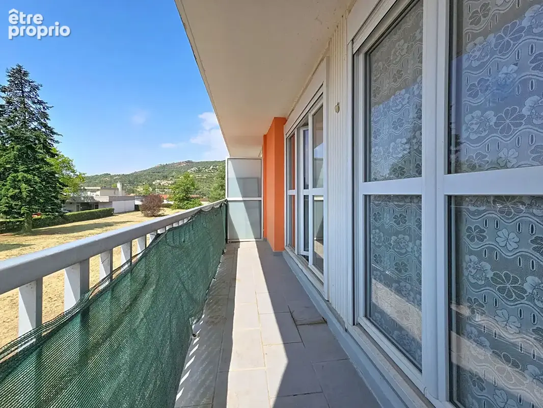 Appartement F4 avec balcon, parking et cave - photo 4