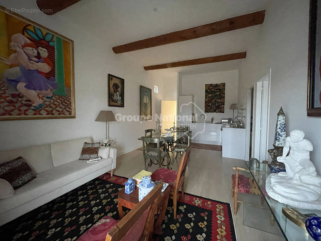 Appartement à BEAUCAIRE