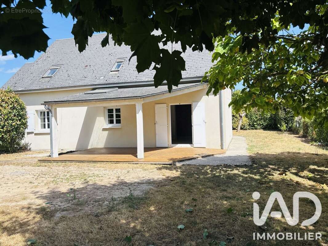 Maison 143 m² à Veigne  - photo 9