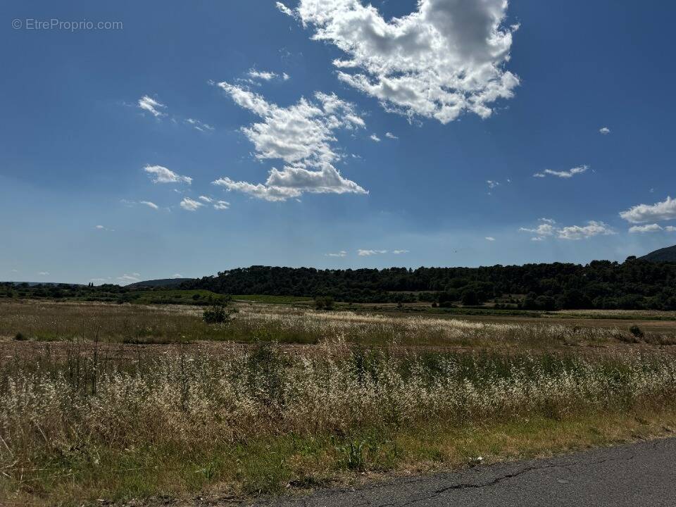 Terrain à SAINT-MATHIEU-DE-TREVIERS