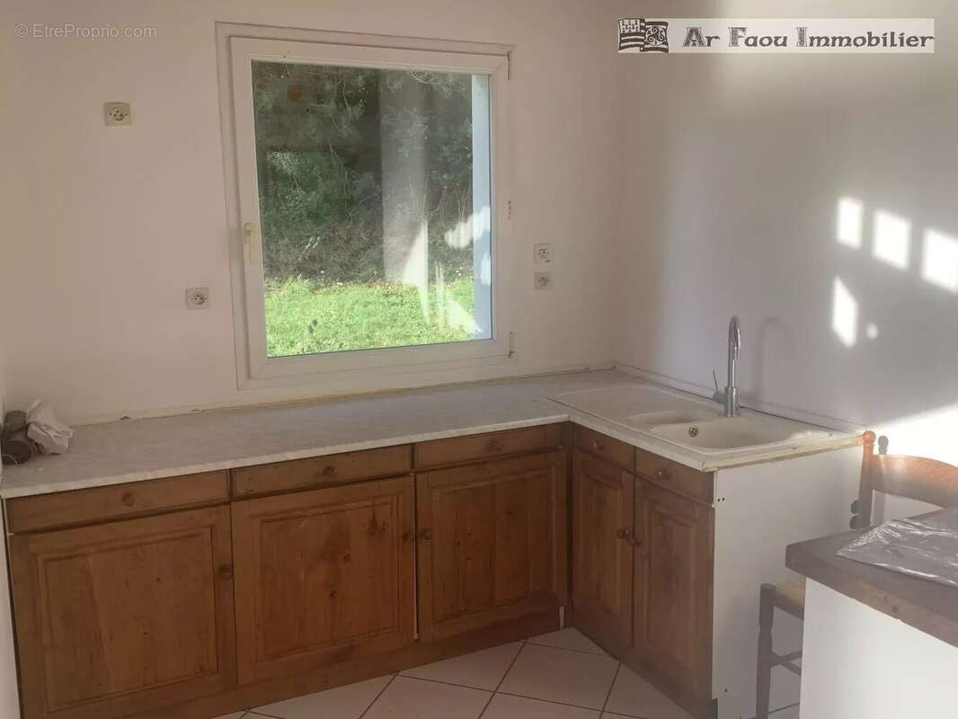 Maison à PONT-DE-BUIS-LES-QUIMERCH