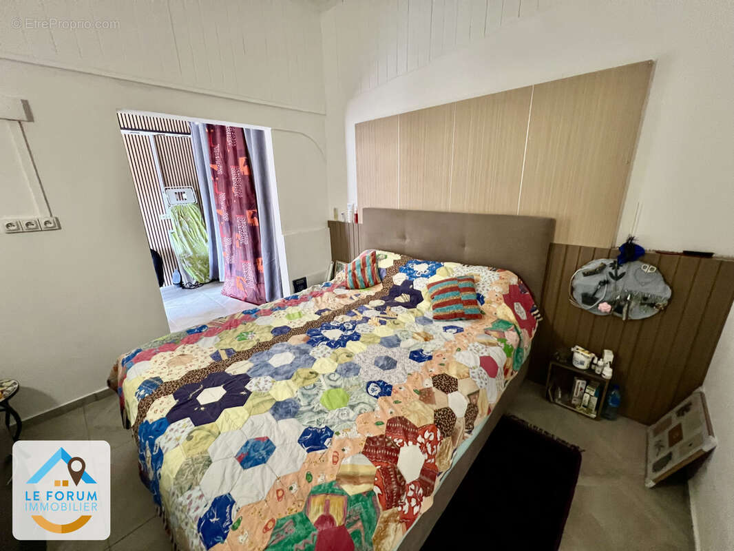 Saint joseph 97480 - maison t6 - beaux volumes - cadre verdoyant - photo 7