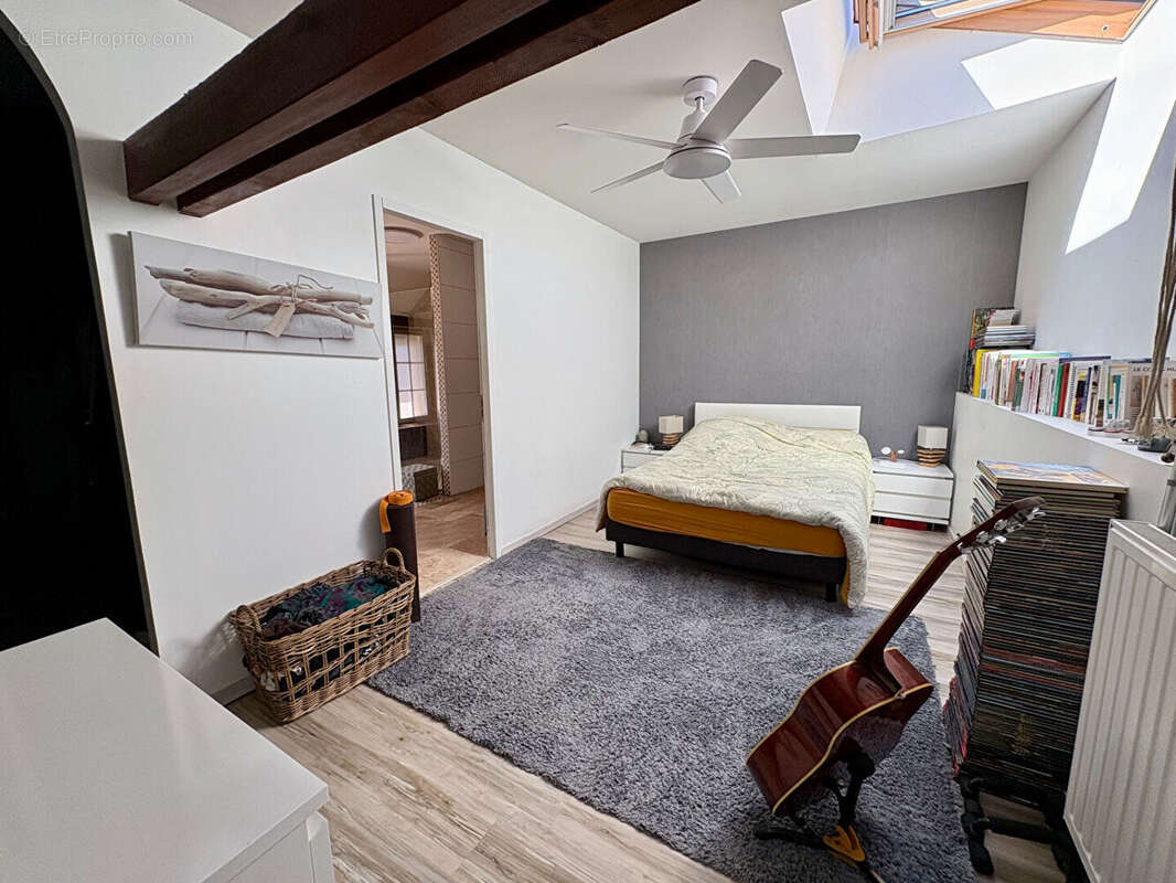 Maison à SAINT-CLAUDE-DE-DIRAY