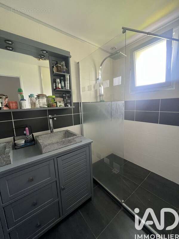 Maison 150 m² à La Celle-Sur-Morin  - photo 9