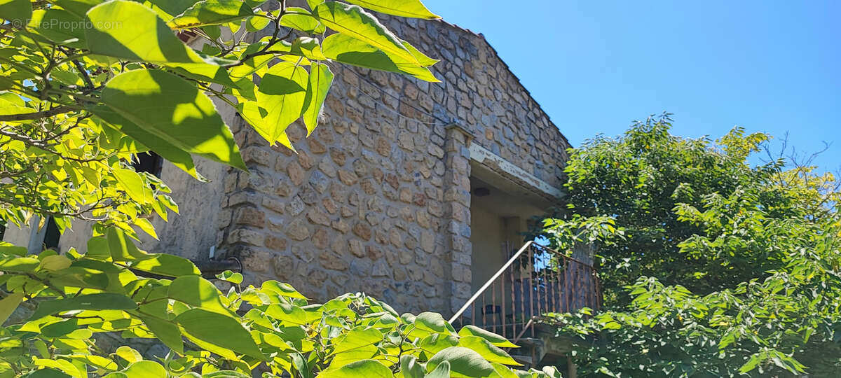 Appartement à SIX-FOURS-LES-PLAGES