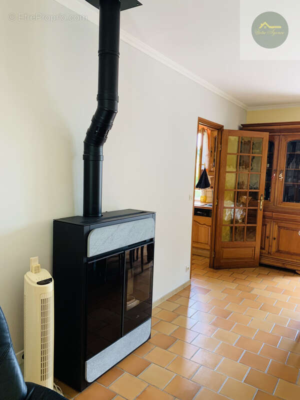 Maison à JOUY