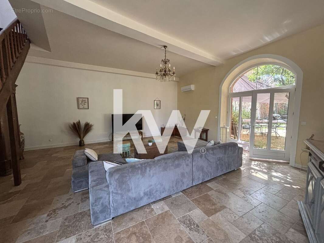 Maison à CONDAT-SUR-VIENNE