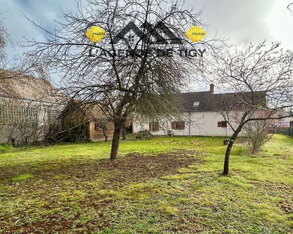 Maison à SAINT-PERE-SUR-LOIRE