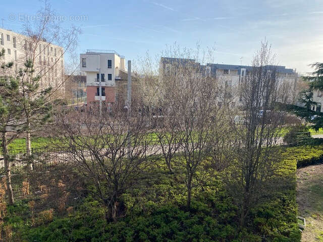 Appartement à GENNEVILLIERS