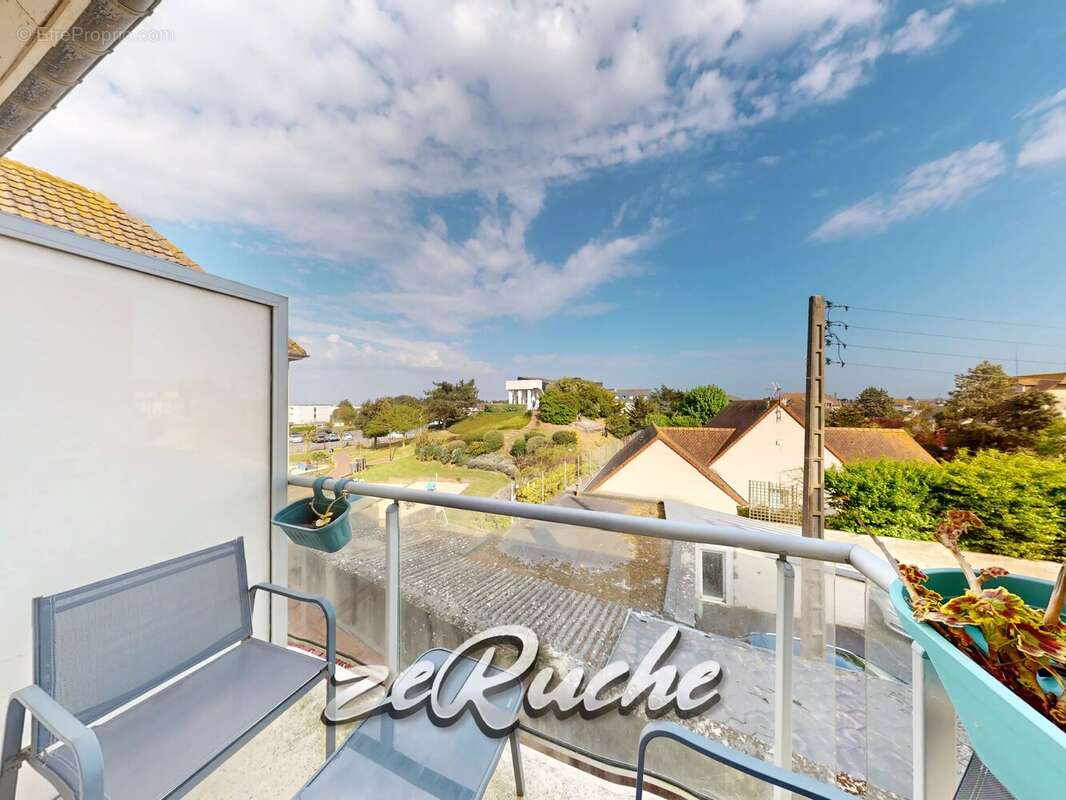 Appartement à OUISTREHAM