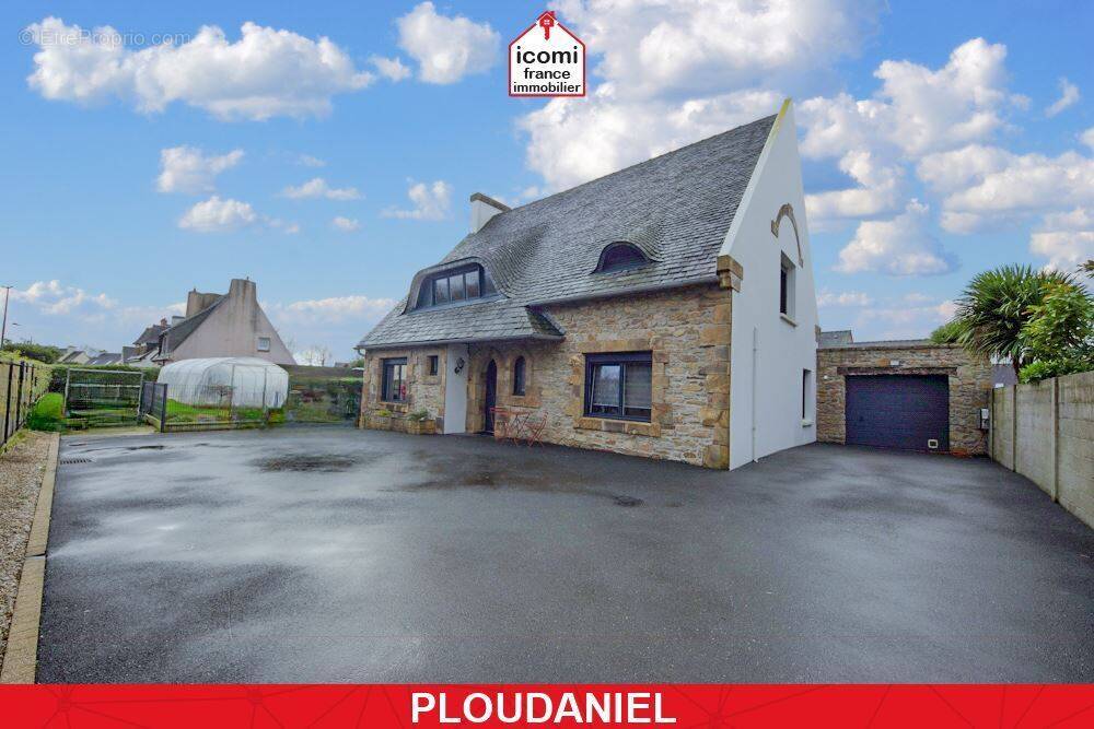 Maison à PLOUDANIEL