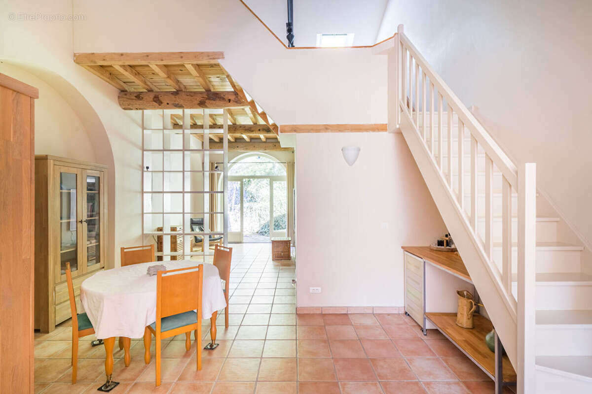 Maison à MOLIERES-SUR-CEZE