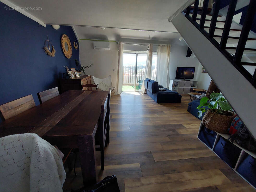 Appartement à SAINT-DENIS