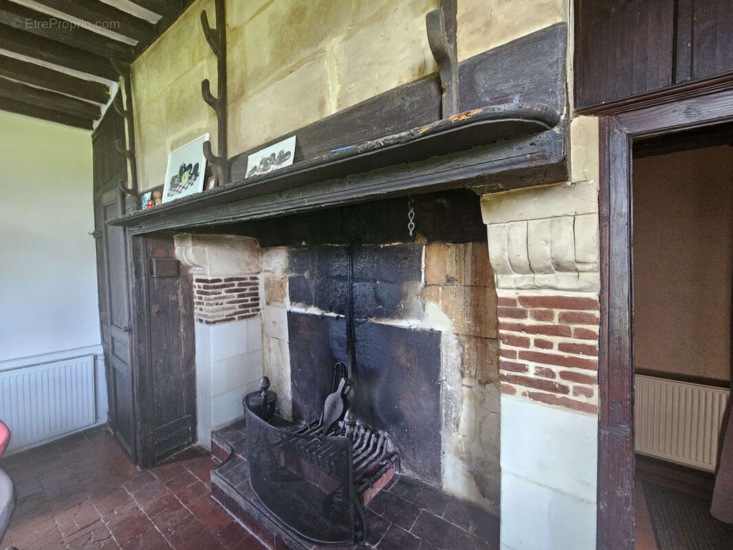 Maison à CORMEILLES