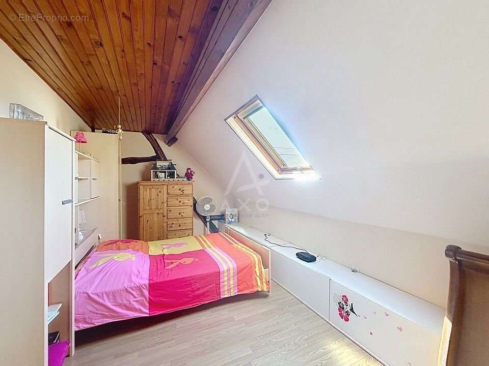 Maison à LUPLANTE